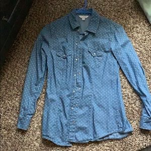 Button up polka dot shirt!